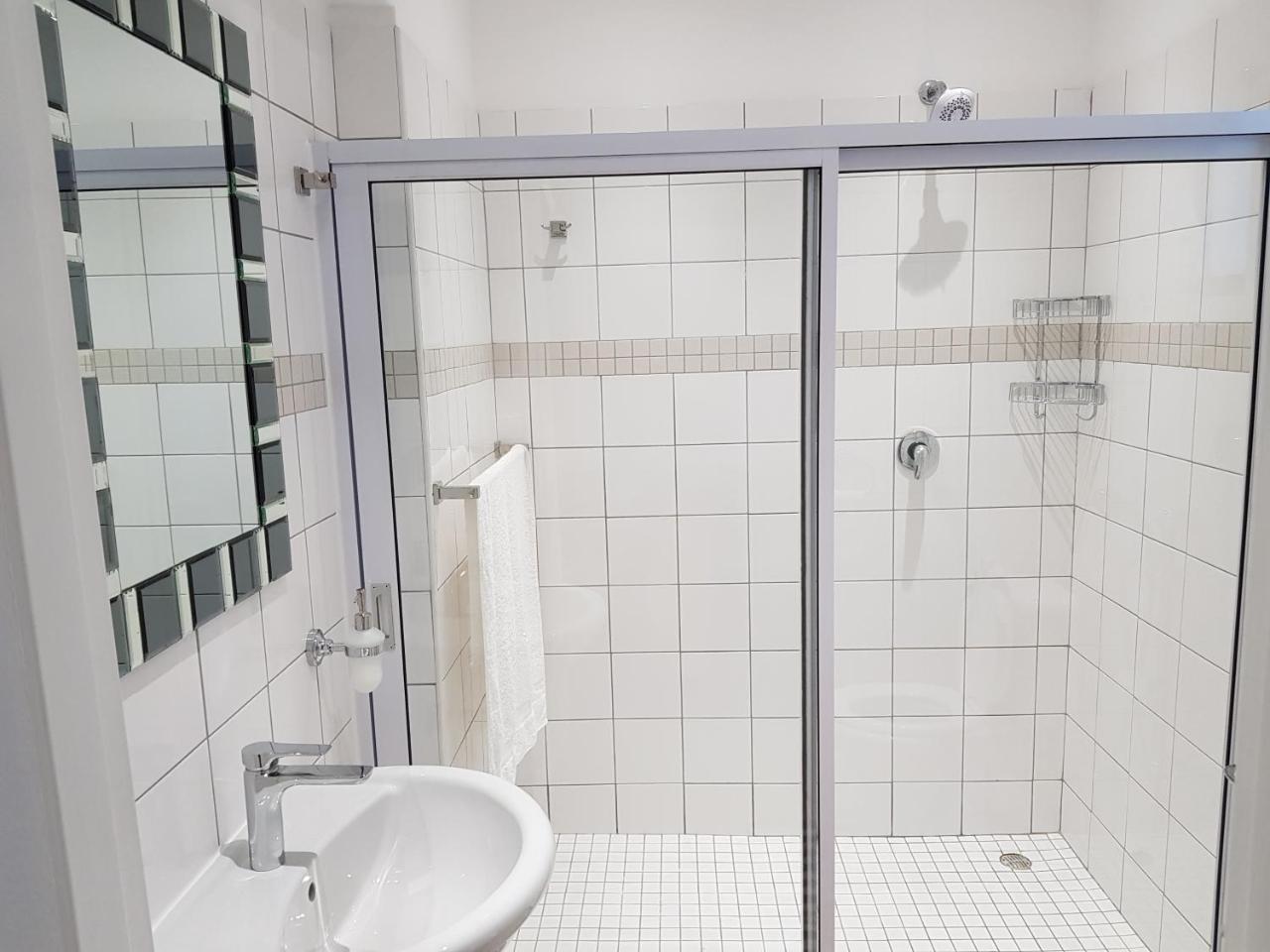 Hotel Ry Courtyard Oshakati Zimmer foto